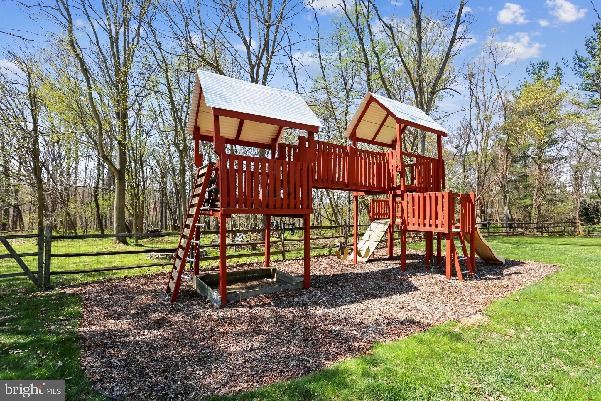 20931 Sunnyacres Road Gaithersburg, MD 20882 - Photo 73 of 83 Wonderful playset