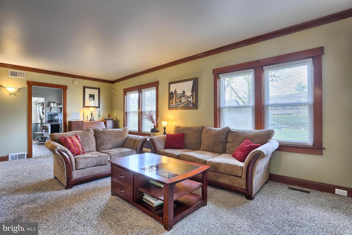 208 Leaman Street Lititz, PA 17543 - Photo 22 of 33 Gallery Image 22