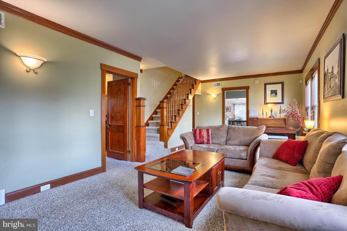 208 Leaman Street Lititz, PA 17543 - Photo 23 of 33 Gallery Image 23