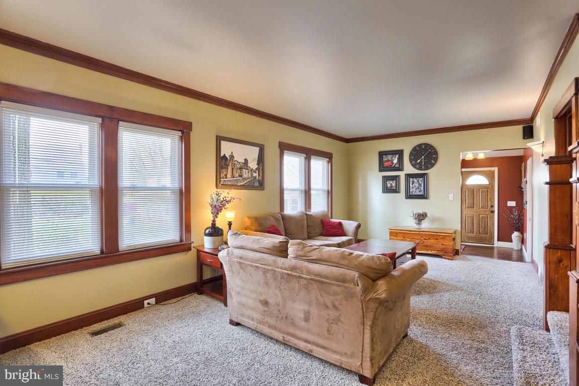 208 Leaman Street Lititz, PA 17543 - Photo 25 of 33 Gallery Image 25