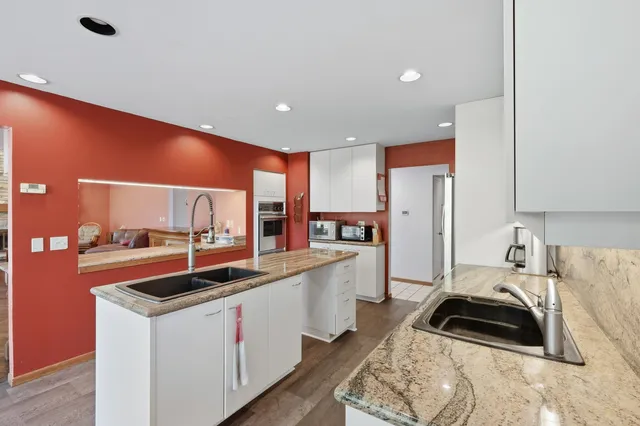 $449,900 | 2804 Dartmouth Drive, Janesville, WI 53548