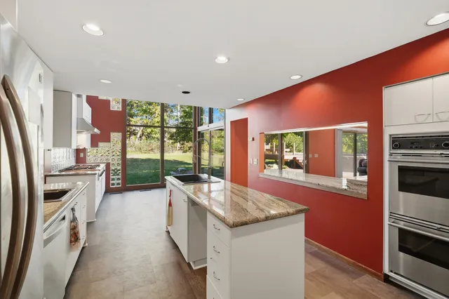 $449,900 | 2804 Dartmouth Drive, Janesville, WI 53548