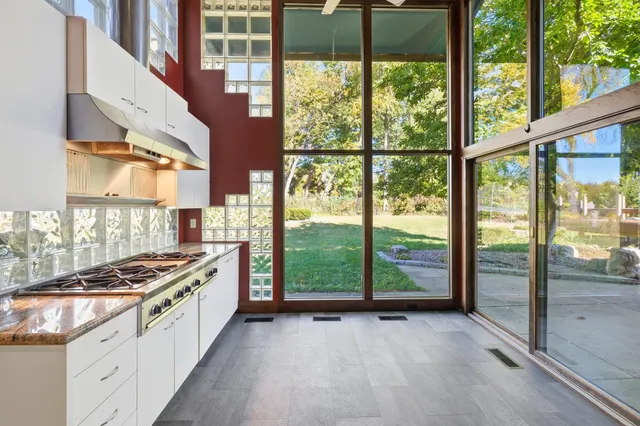 $449,900 | 2804 Dartmouth Drive, Janesville, WI 53548