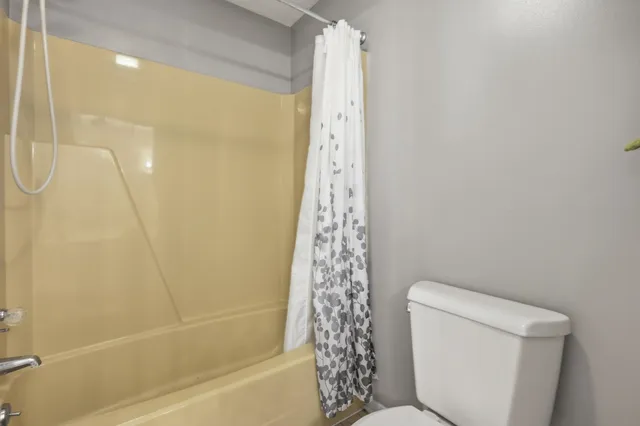 $449,900 | 2804 Dartmouth Drive, Janesville, WI 53548