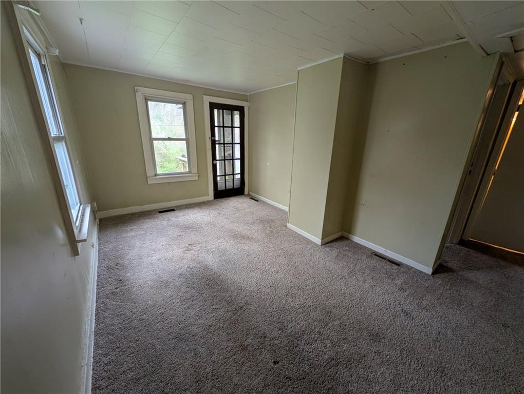 106 Sullivan Street Butler, PA 16001 - Photo 7 of 16