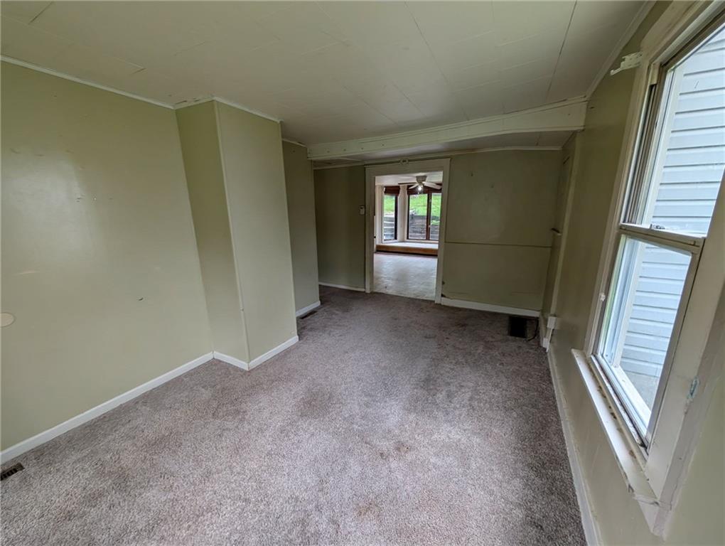 106 Sullivan Street Butler, PA 16001 - Photo 8 of 16