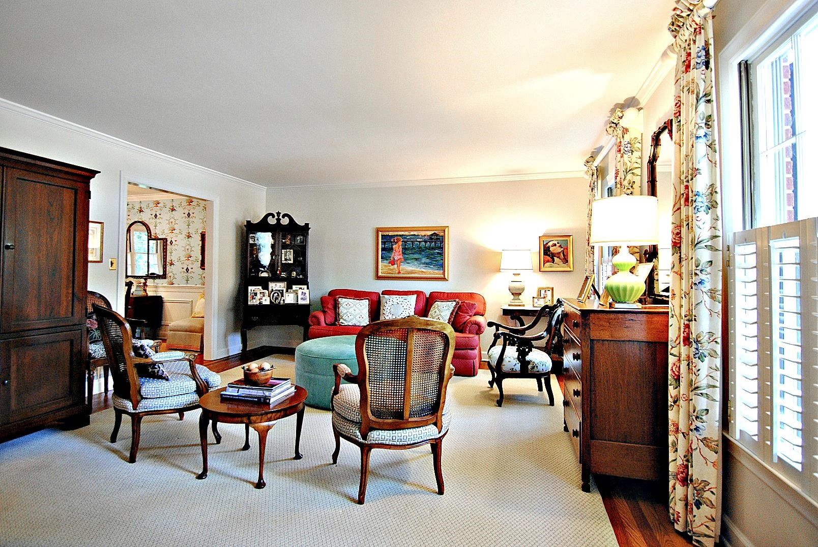 407 Foxhall Street Raleigh, NC 27609 - Photo 4 of 28 Photo 4