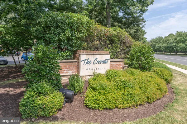 $1,975 | 2204 Westcourt Lane, Unit 210, Herndon, VA 20170