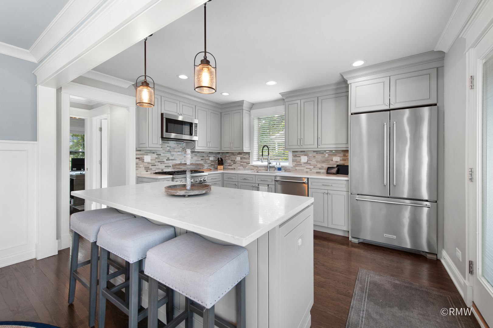 430 North Maple Street Itasca, IL 60143 - Photo 11 of 43 a kitchen with a refrigerator a stove a sink and a refrigerator