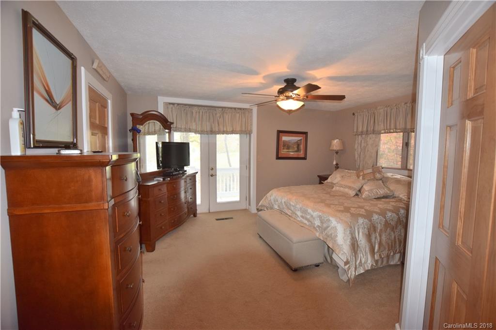 310 Foxhall Road Mills River, NC 28759 - Photo 17 of 36 Gallery Image 17