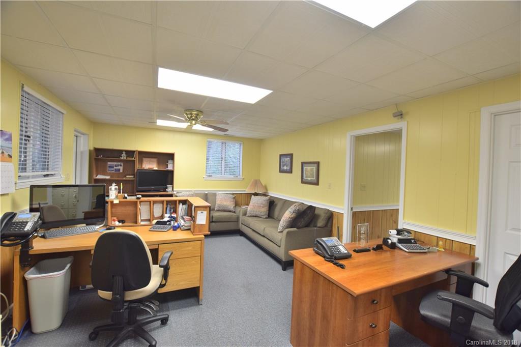 310 Foxhall Road Mills River, NC 28759 - Photo 27 of 36 Gallery Image 27