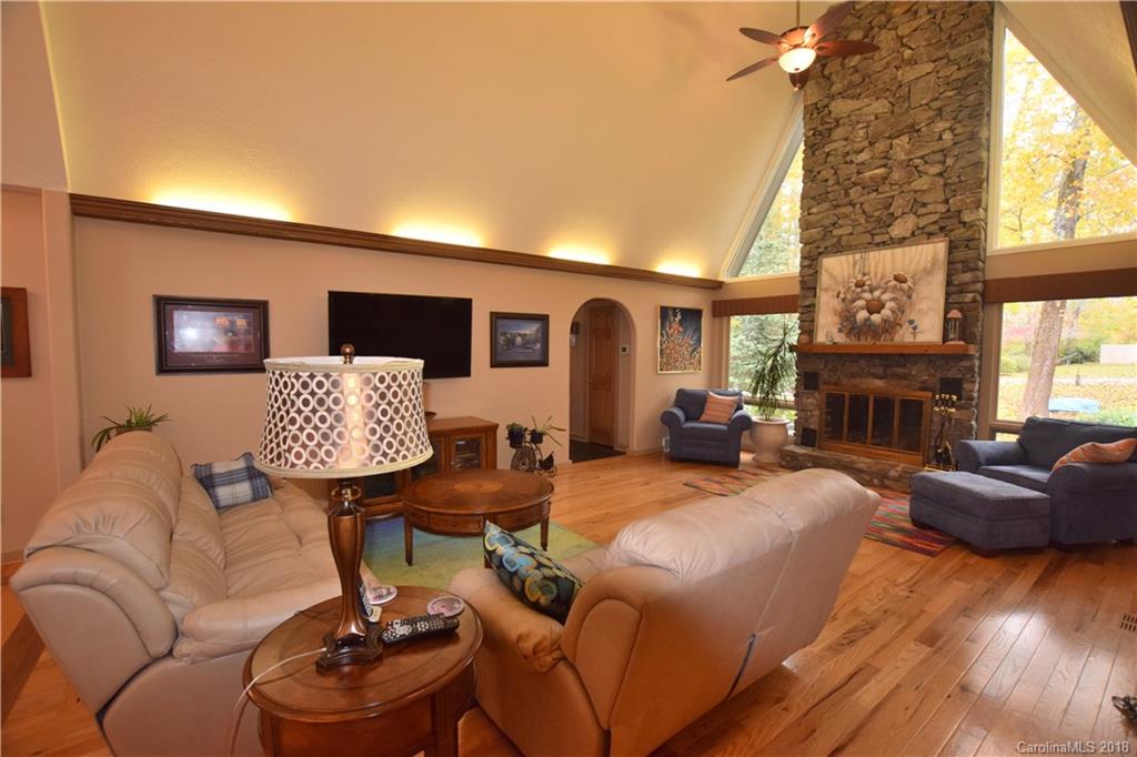 310 Foxhall Road Mills River, NC 28759 - Photo 10 of 36 Gallery Image 10