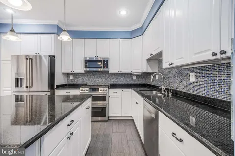 $848,000 | 13802 Lambertina Place, Rockville, MD 20850