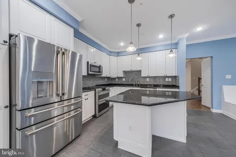 $848,000 | 13802 Lambertina Place, Rockville, MD 20850