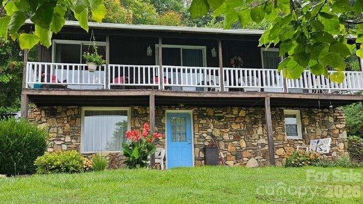 707 Lickskillet Road Burnsville, NC 28714 - Photo 2 of 44