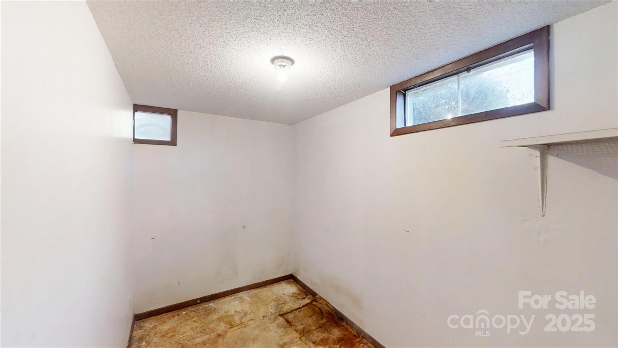 707 Lickskillet Road Burnsville, NC 28714 - Photo 26 of 32