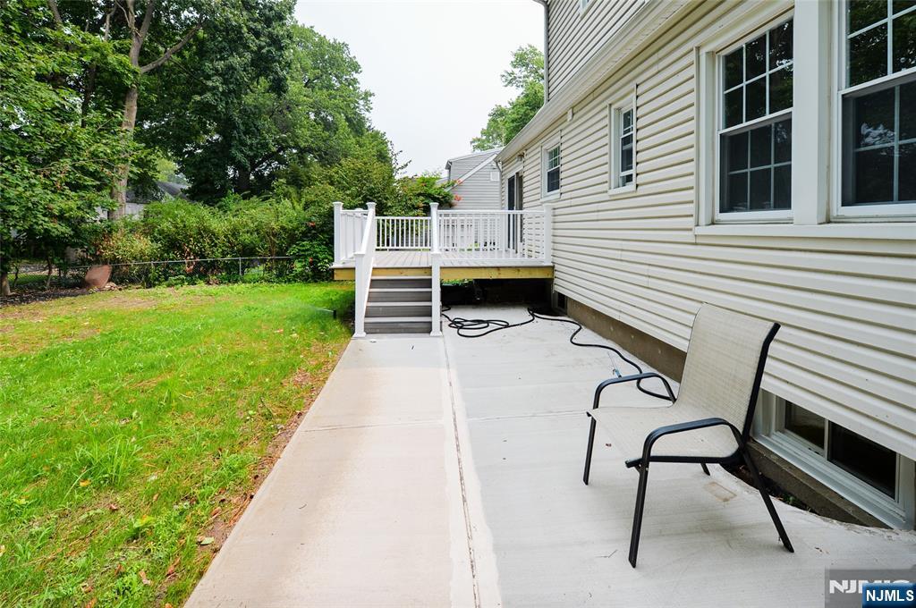 10 Remington Road Fair Lawn, NJ 07410 - Photo 7 of 24