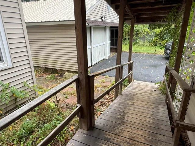 $265,000 | 2069 Fort Bridgman Road, Vernon, VT 05354