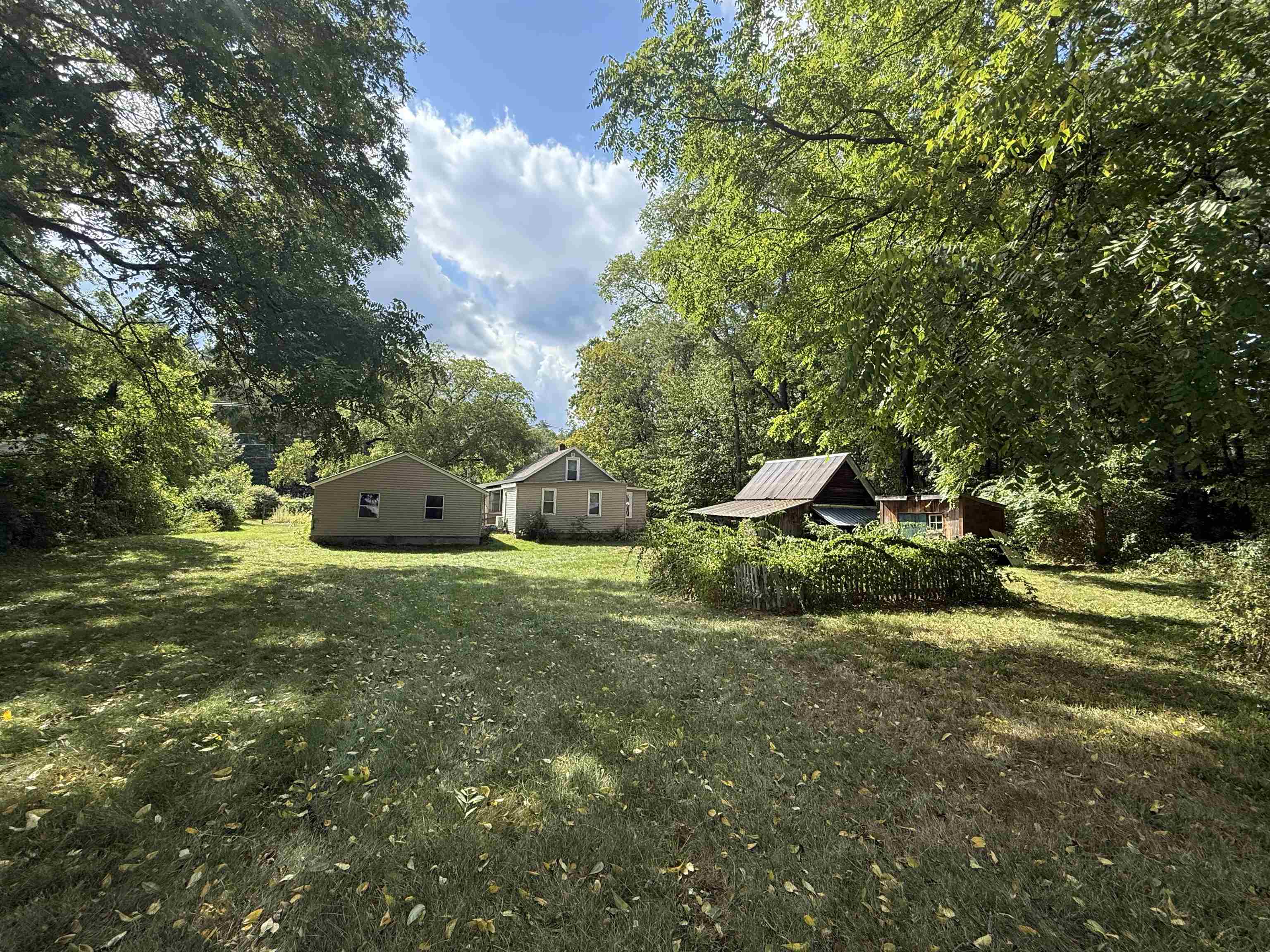 2069 Fort Bridgman Road Vernon, VT 05354 - Photo 32 of 37