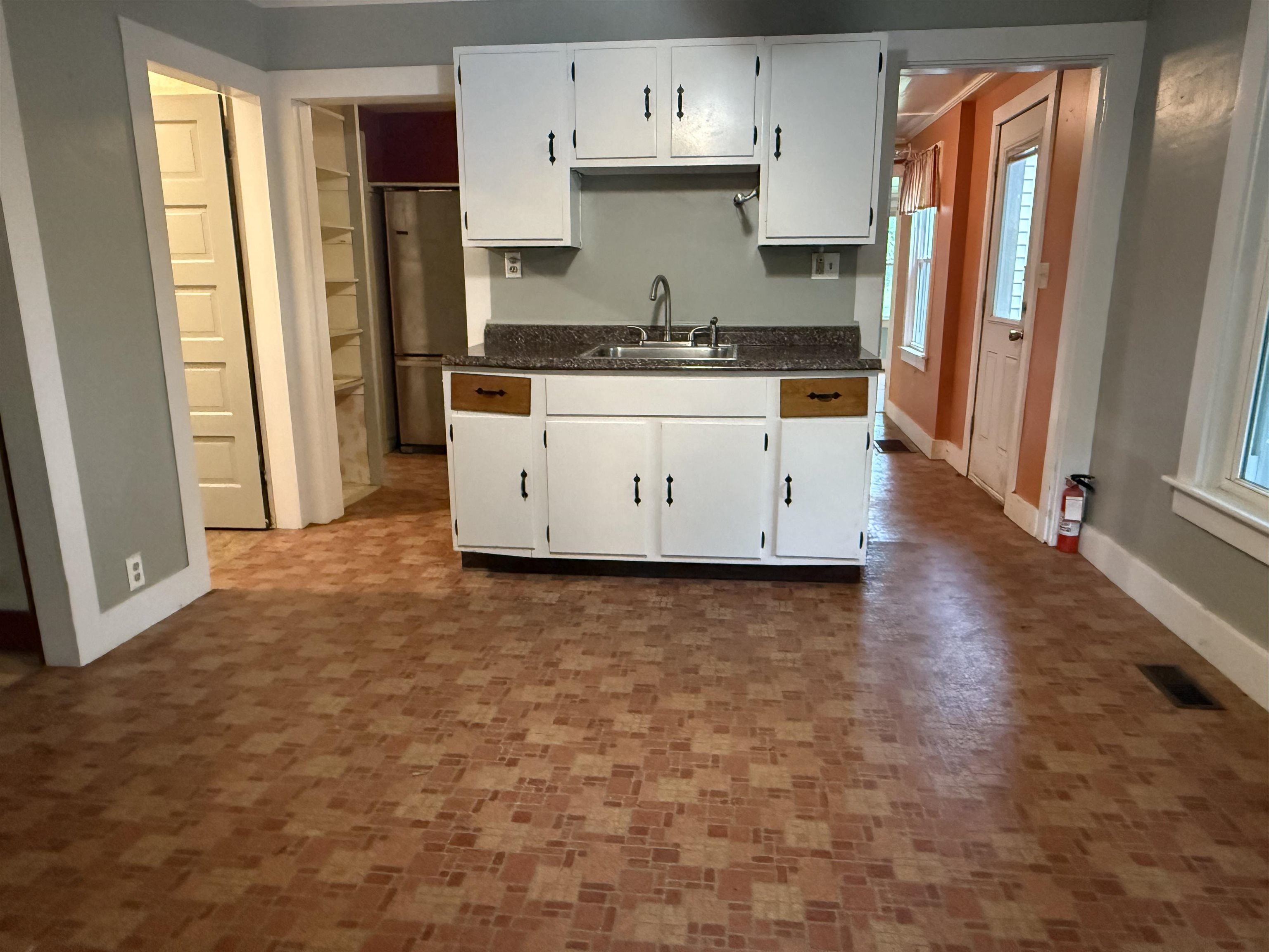 2069 Fort Bridgman Road Vernon, VT 05354 - Photo 6 of 37