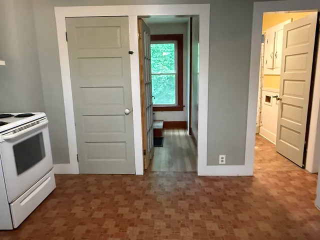 $265,000 | 2069 Fort Bridgman Road, Vernon, VT 05354