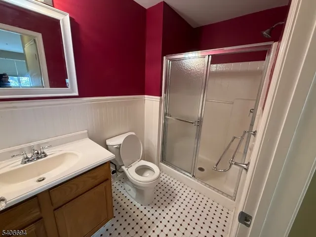 $2,395 | 52 Overlook Drive, Stewartsville, NJ 08886