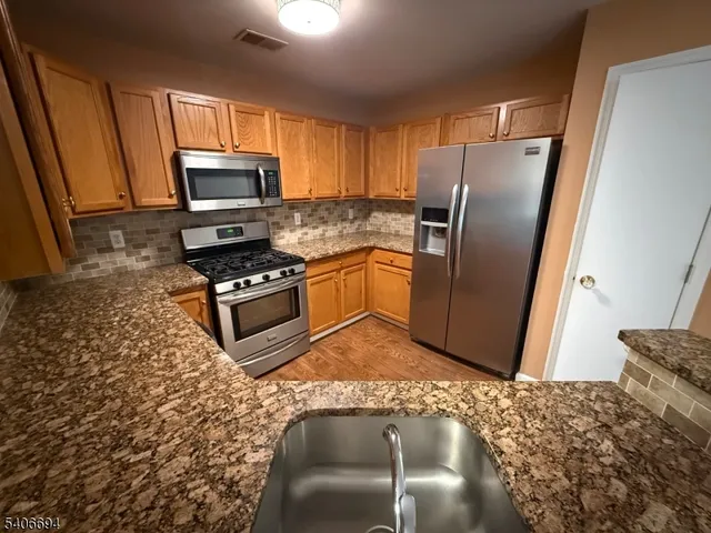 $2,395 | 52 Overlook Drive, Stewartsville, NJ 08886