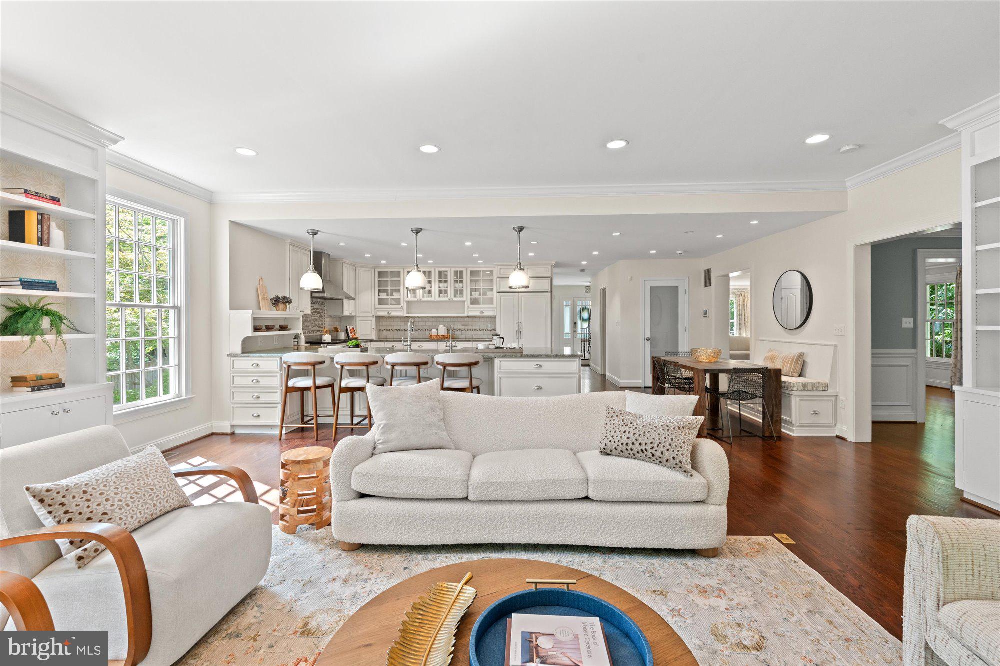 301 Columbia Road Alexandria, VA 22302 - Photo 27 of 82