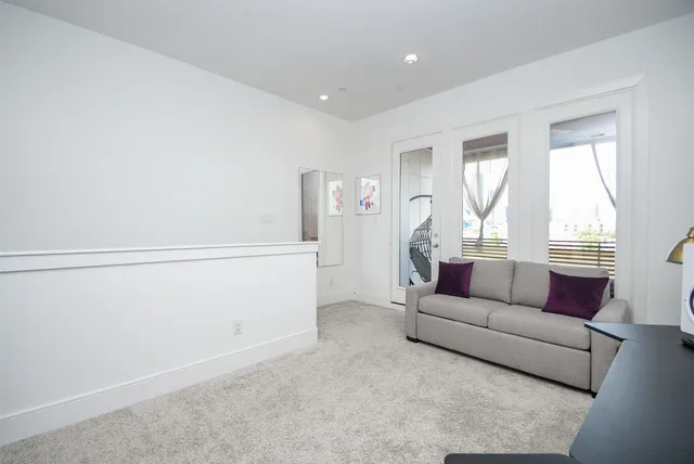 $2,750 | 2412 Canal Street, Unit K, Houston, TX 77003