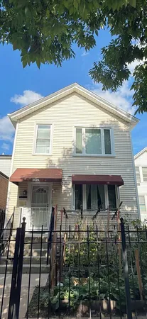 $1,850 | 3429 South Wallace Street, Unit 2, Chicago, IL 60616