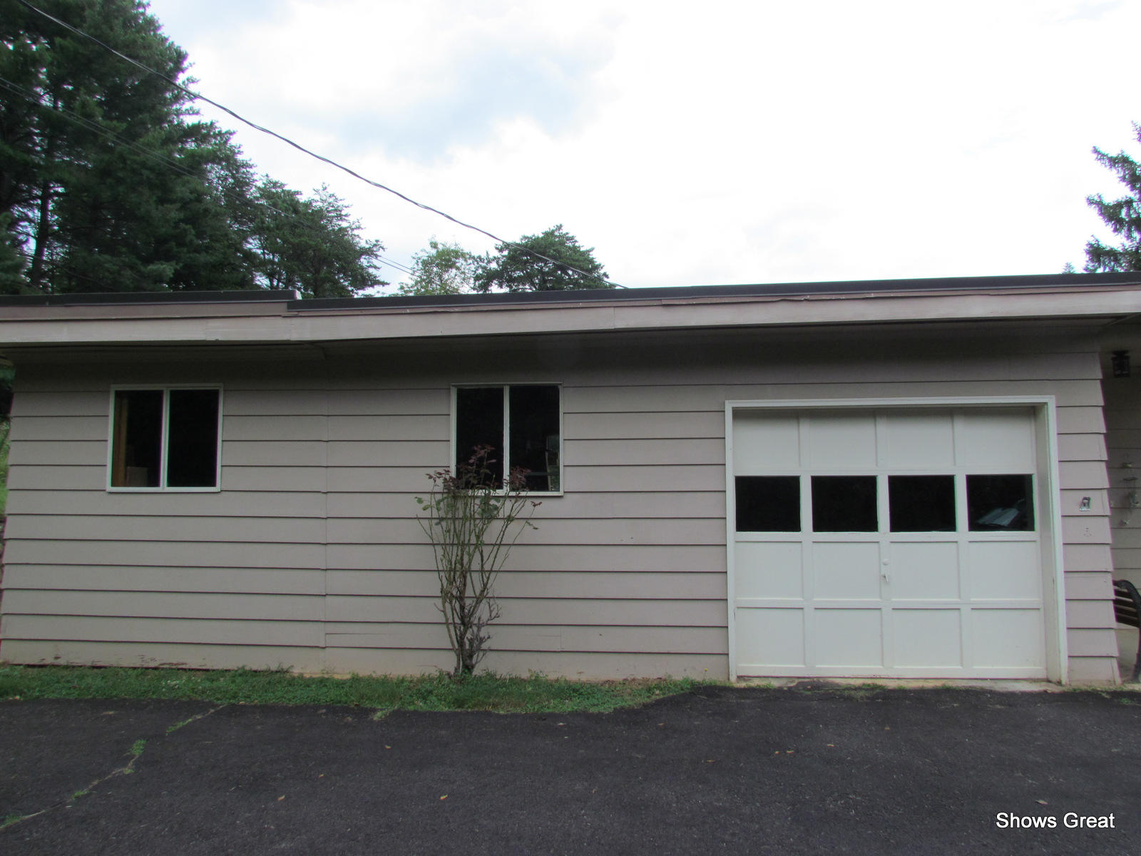 4931 Bower Road Roanoke, VA 24018 - Photo 14 of 48 IMG_1179
