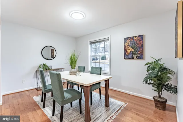 $599,888 | 6020 Forrest Hollow Lane, Springfield, VA 22152