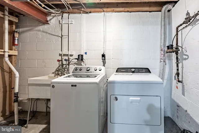 $599,888 | 6020 Forrest Hollow Lane, Springfield, VA 22152