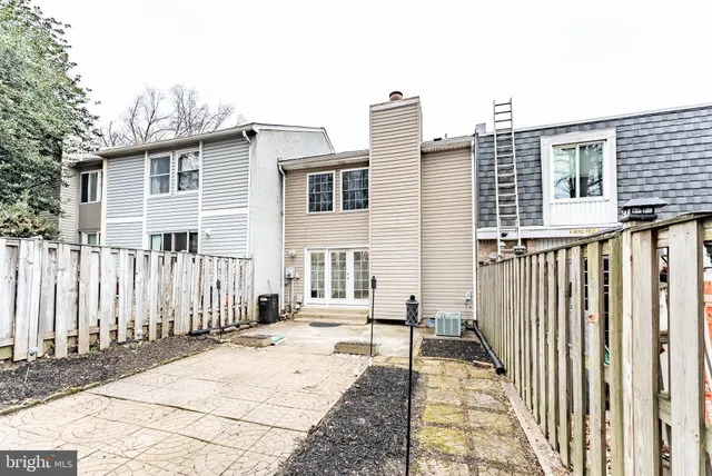 $599,888 | 6020 Forrest Hollow Lane, Springfield, VA 22152