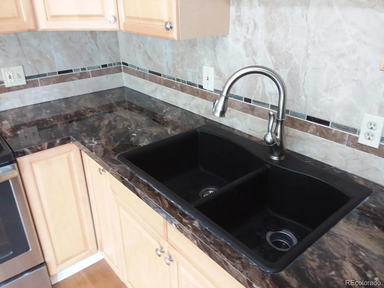 3373 Russell Gulch Road Evergreen, CO 80439 - Photo 3 of 37