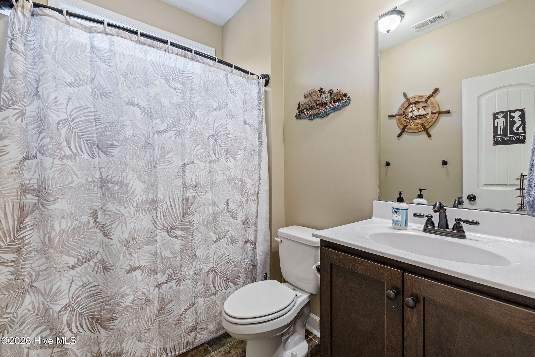 215 Rustic Field Drive Goldsboro, NC 27530 - Photo 15 of 27 Hallway Full Bath