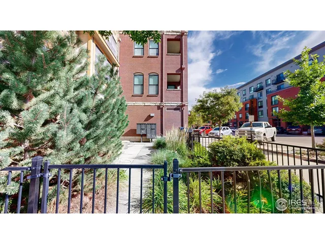 a black and white photo of a house