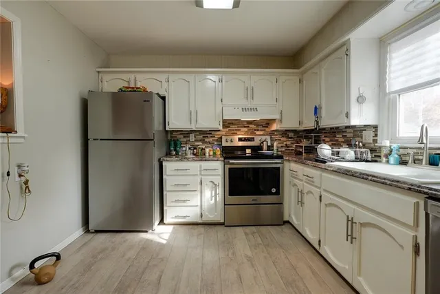 $200,000 | 2530 Queen Ridge Drive, Independence, MO 64055