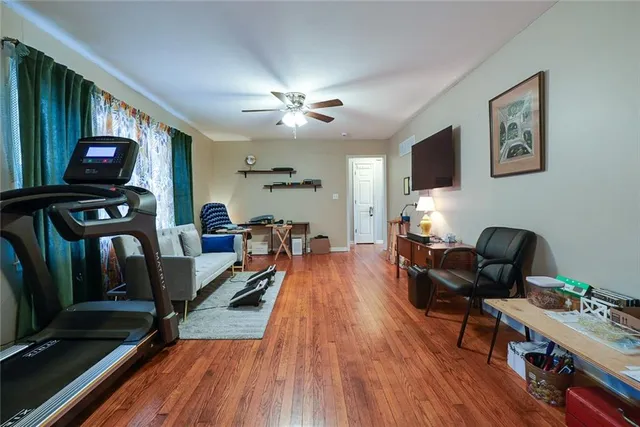 $200,000 | 2530 Queen Ridge Drive, Independence, MO 64055