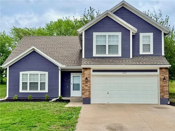 $300,000 | 14917 Pine View Drive, Grandview, MO 64030