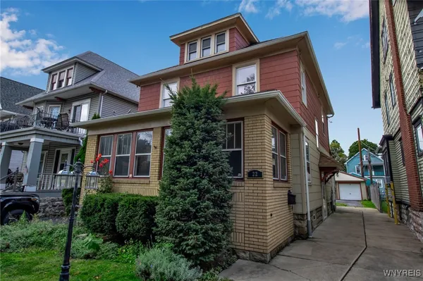$285,000 | 22 Cazenovia Street, Buffalo, NY 14220