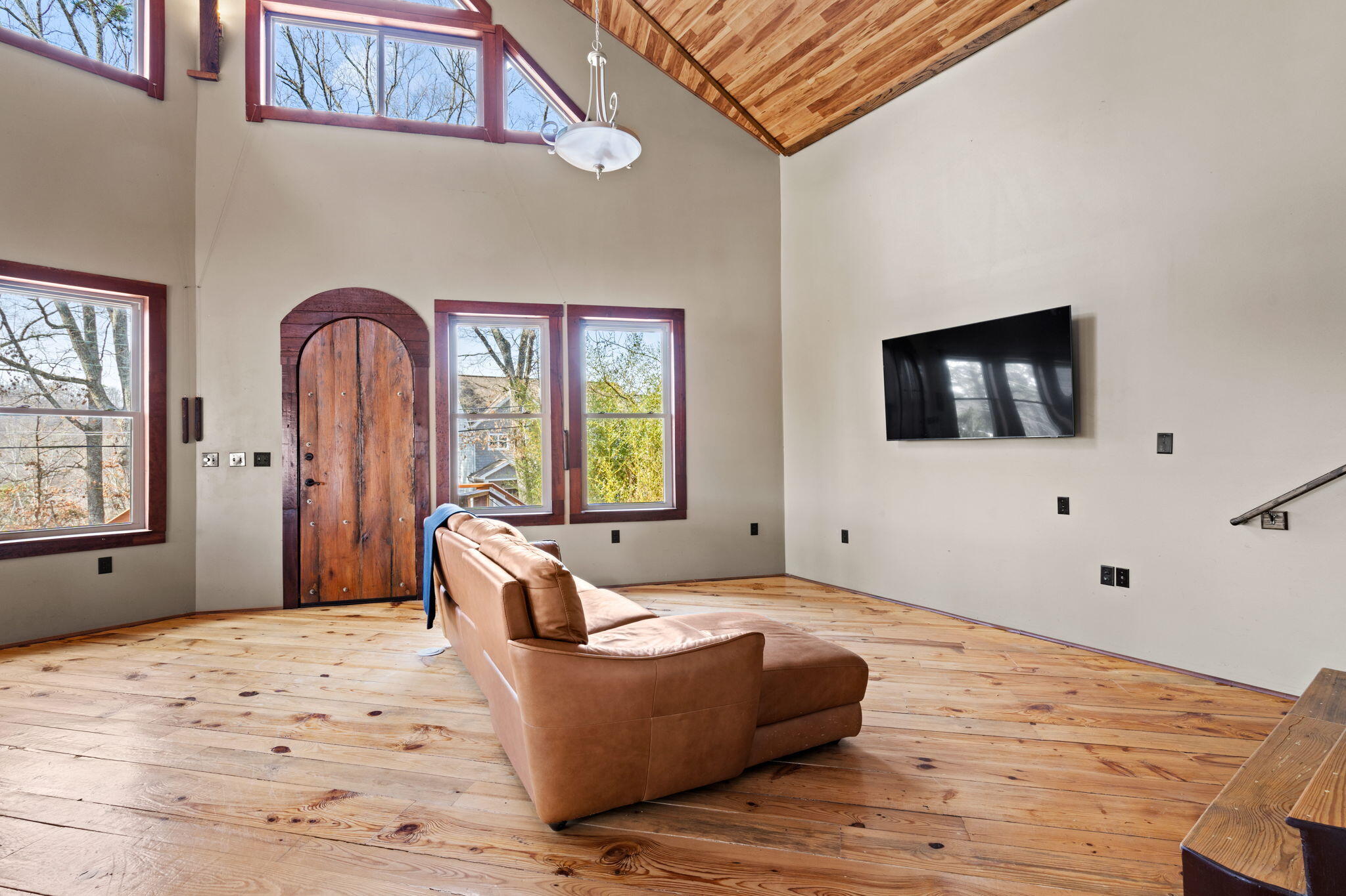 1014 Meroney Street Chattanooga, TN 37405 - Photo 20 of 57 20-web-or-mls-1014 Merony-Bekah C-5