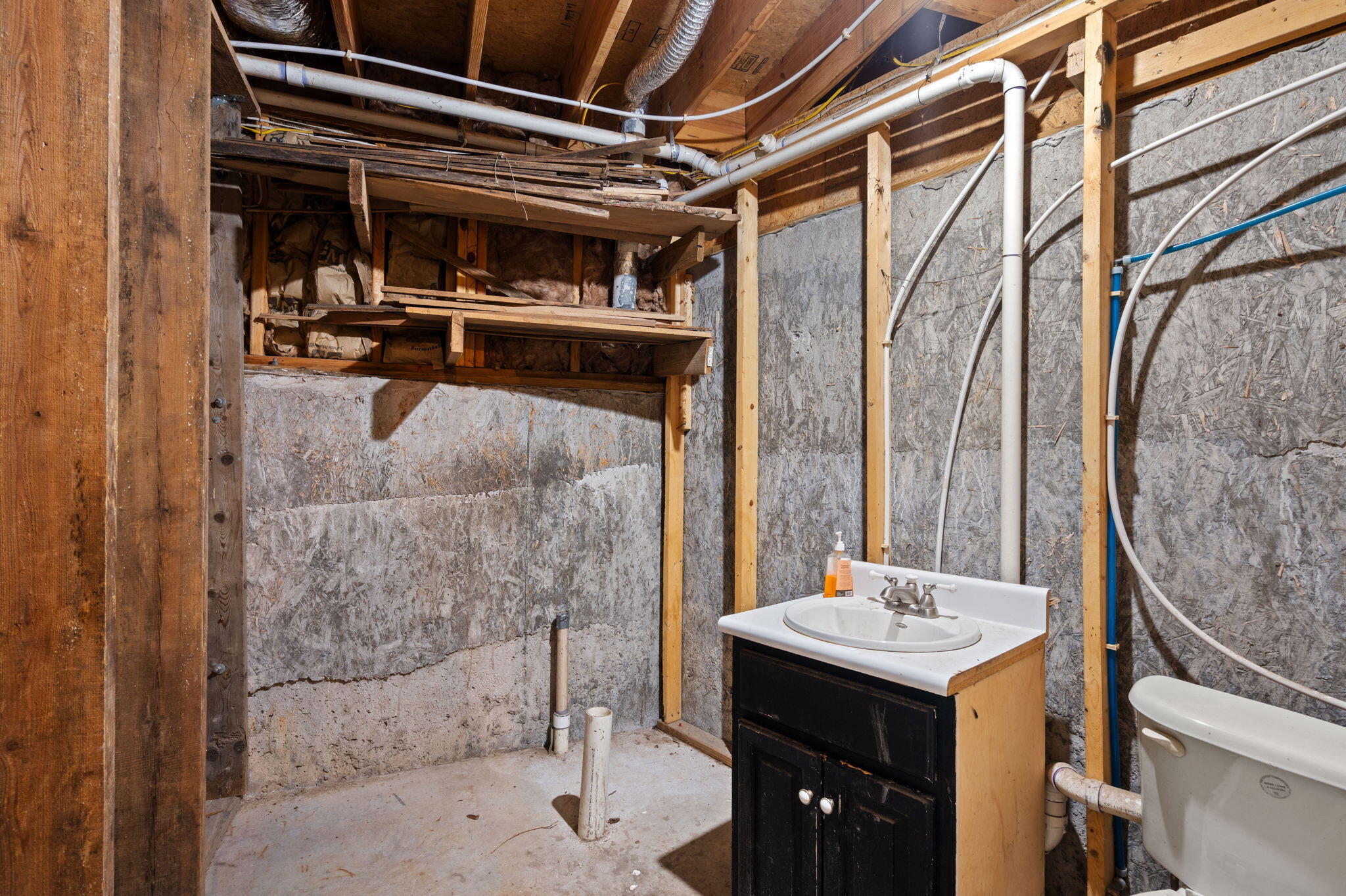 1014 Meroney Street Chattanooga, TN 37405 - Photo 39 of 57 39-web-or-mls-1014 Merony-Bekah C-27