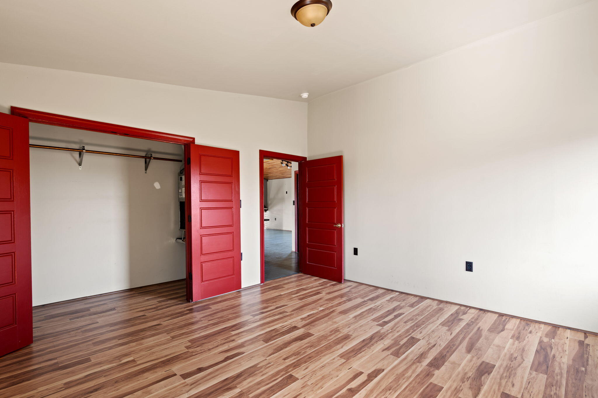 1014 Meroney Street Chattanooga, TN 37405 - Photo 45 of 57 45-web-or-mls-1014 Merony-Bekah C-42