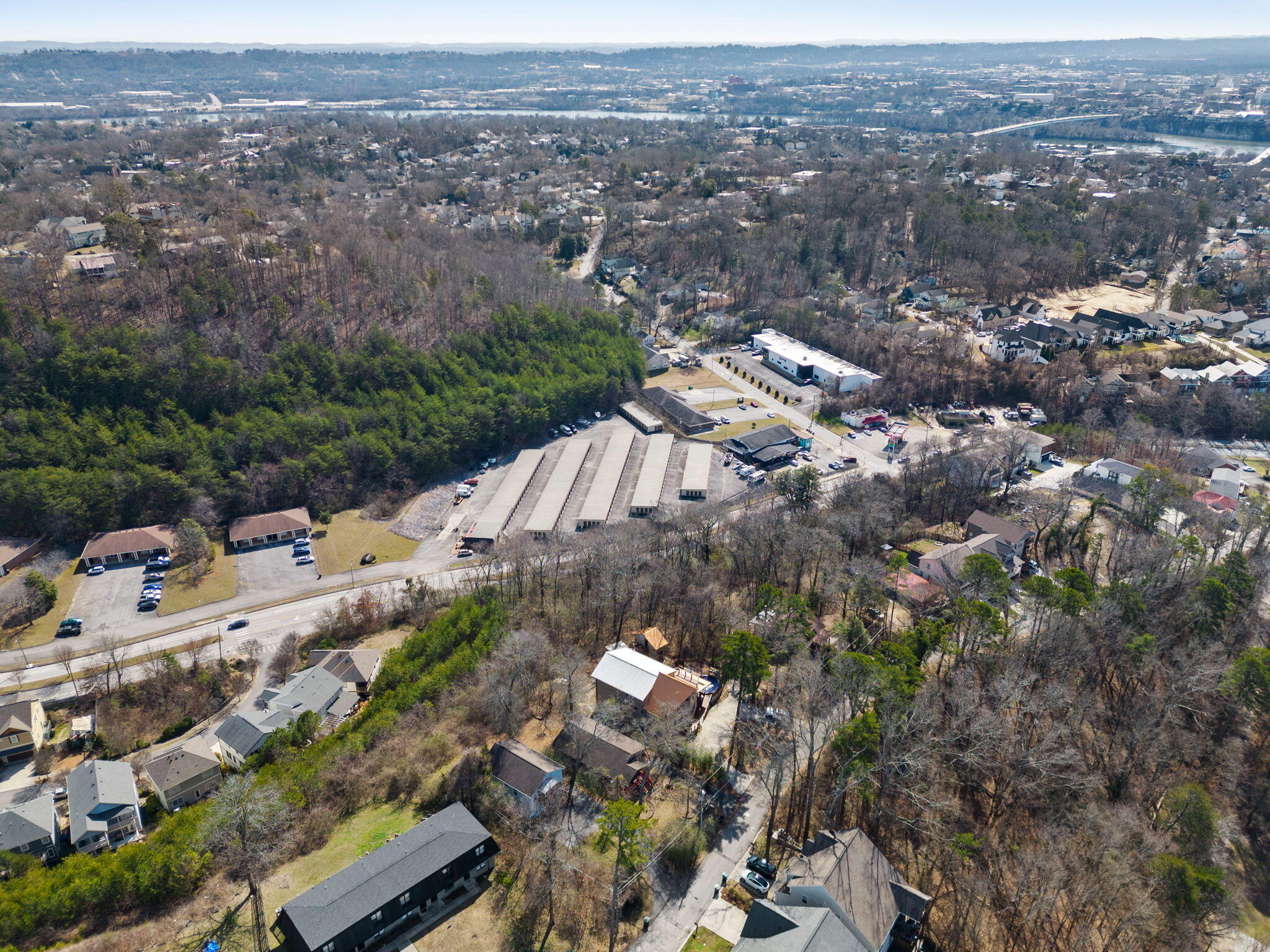 1014 Meroney Street Chattanooga, TN 37405 - Photo 7 of 57 7-web-or-mls-1014 Merony-Bekah C-32