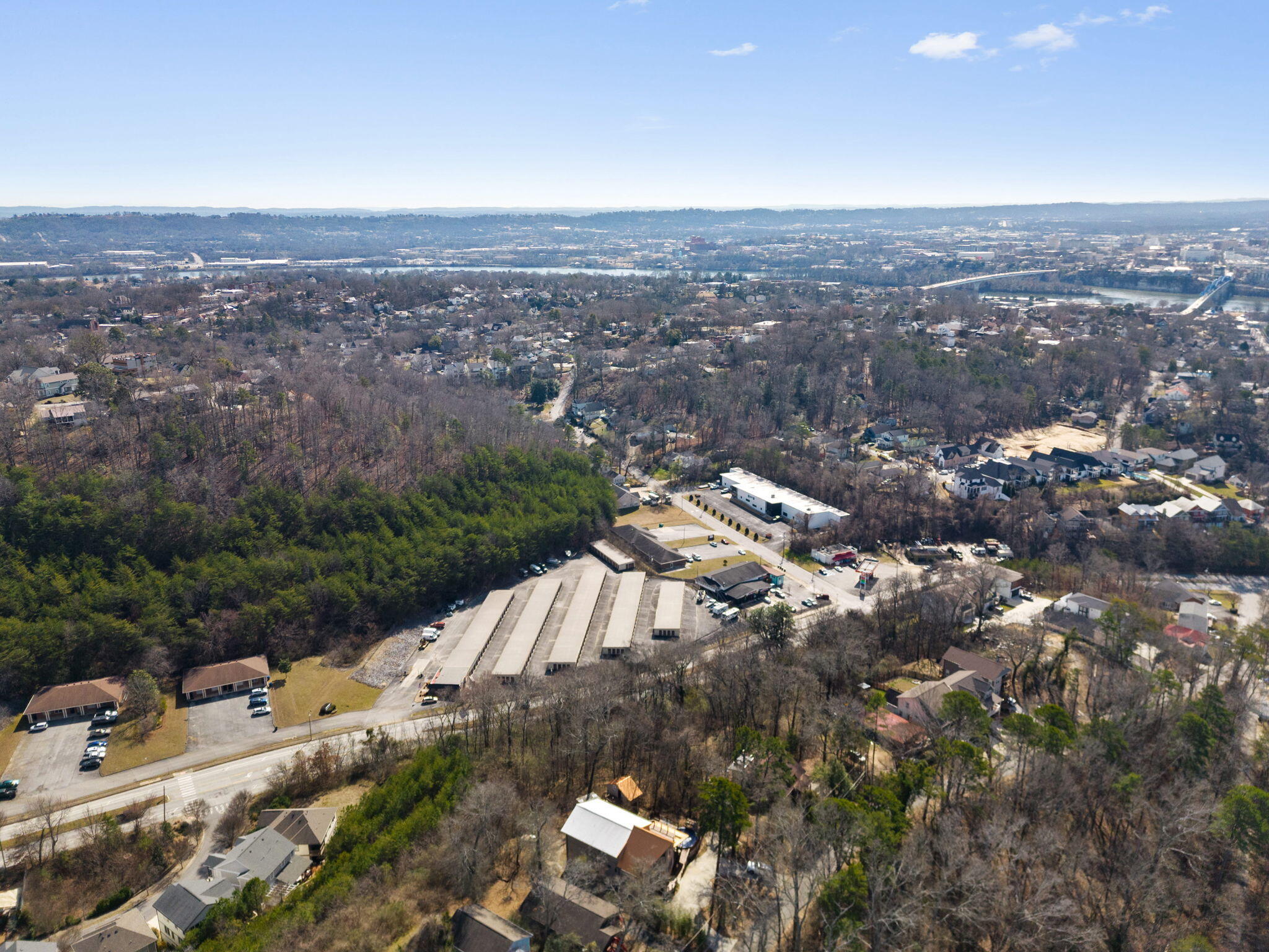 1014 Meroney Street Chattanooga, TN 37405 - Photo 8 of 57 8-web-or-mls-1014 Merony-Bekah C-31