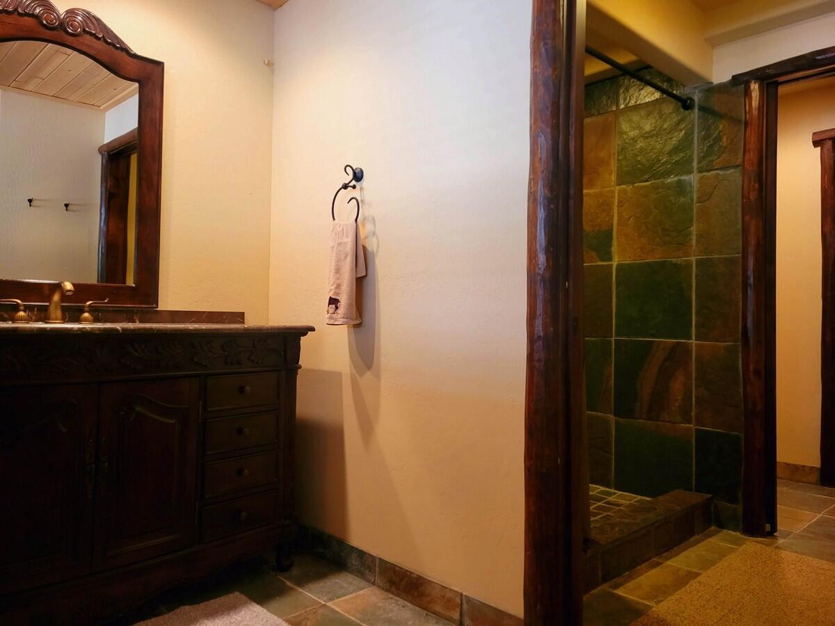 1103 East Spring Hollow Road Hatch, UT 84735 - Photo 33 of 50 Lower Level Bathroom3