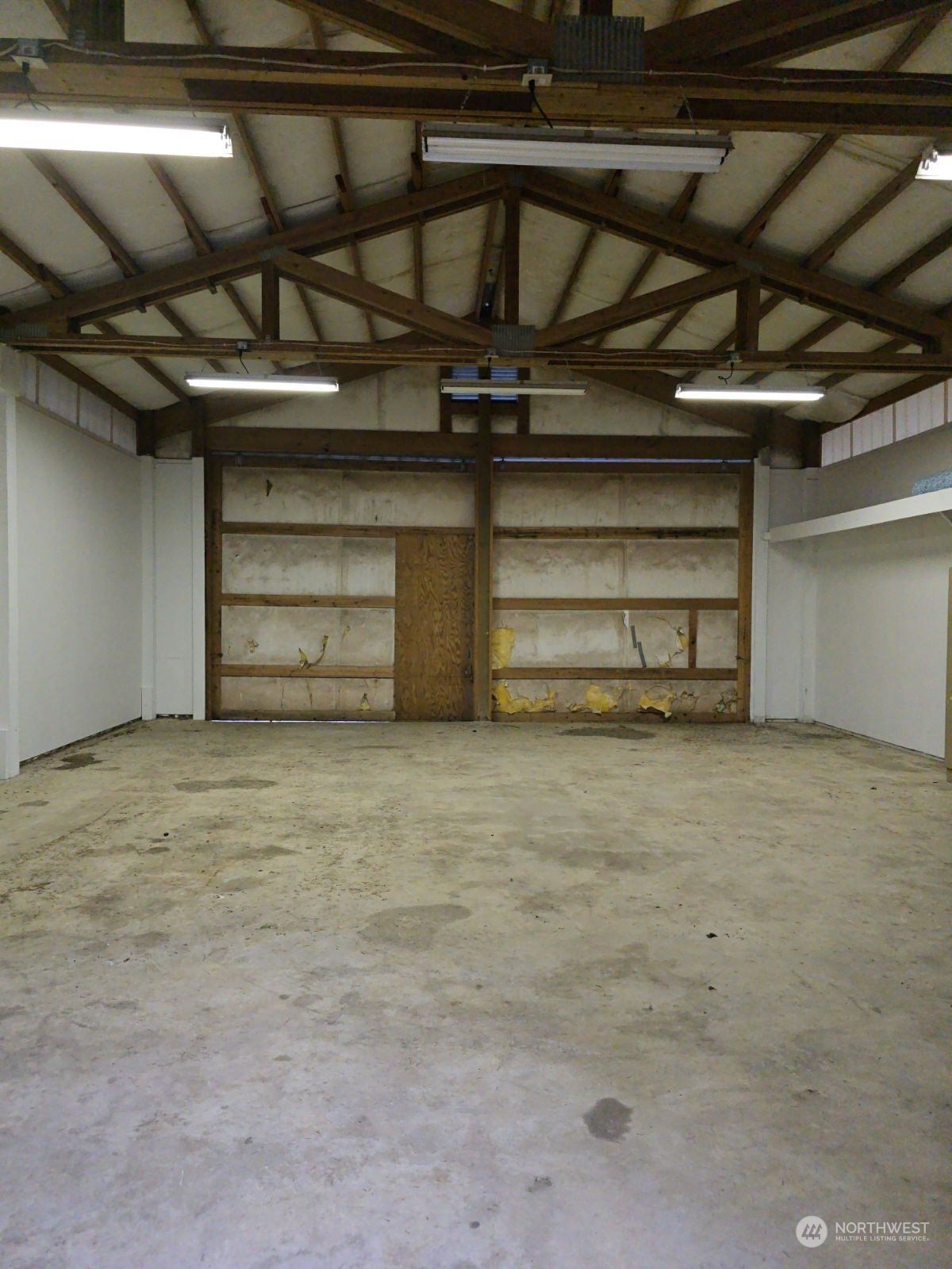 570 Southwest Miller Road Port Orchard, WA 98367 - Photo 3 of 40 Gallery Image 3