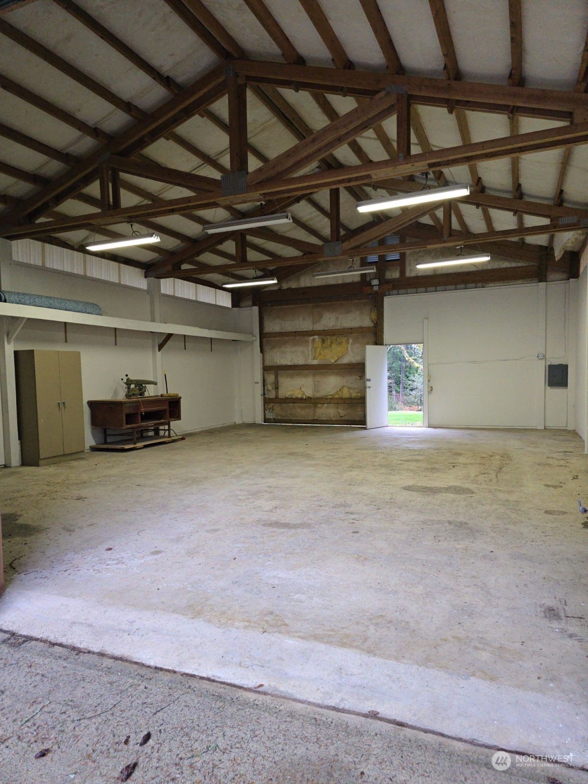 570 Southwest Miller Road Port Orchard, WA 98367 - Photo 4 of 40 Gallery Image 4