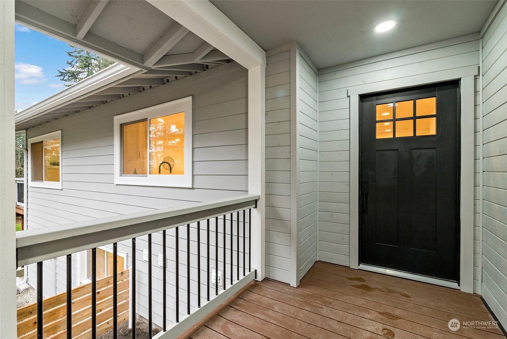 570 Southwest Miller Road Port Orchard, WA 98367 - Photo 6 of 40 Gallery Image 6